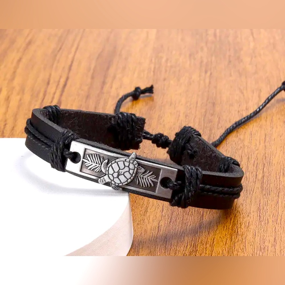 Unisex Men’s / Women’s Black Leather Sea Turtle Bracelet Perfect Gift NEW